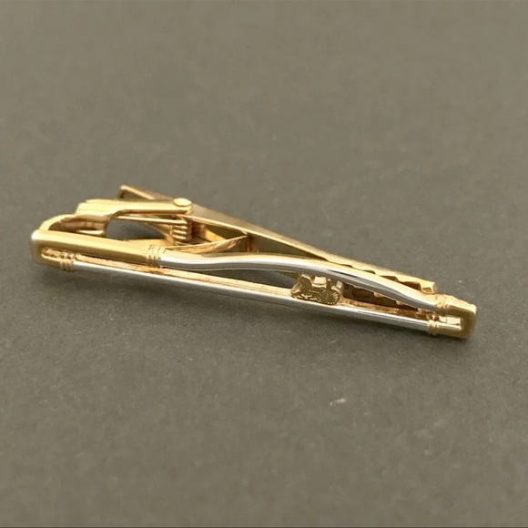 CELINE Horse Carriage Gold Tone Tie Pin /7Q0126 - Picture 1 of 8